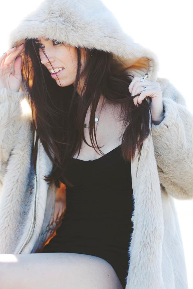 541962_358267894271494_340097982_n