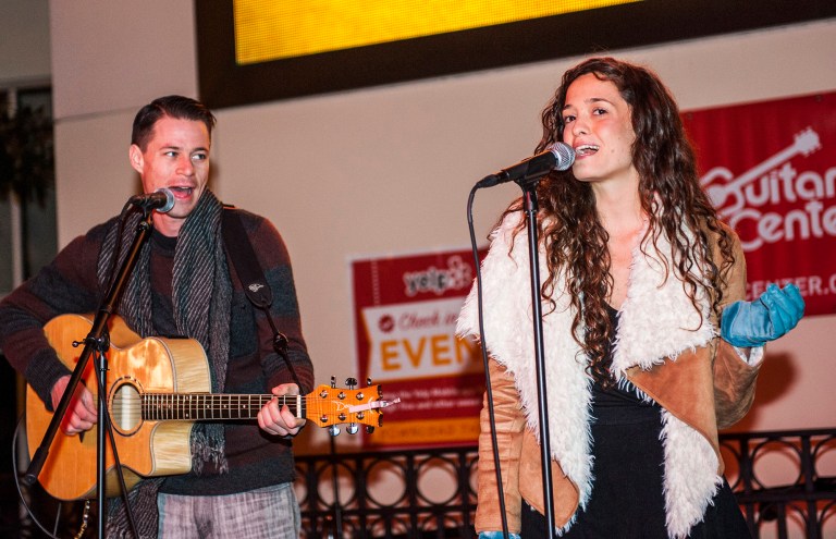 mgqgst-mgqg2vocmusicawards2.01160115137073