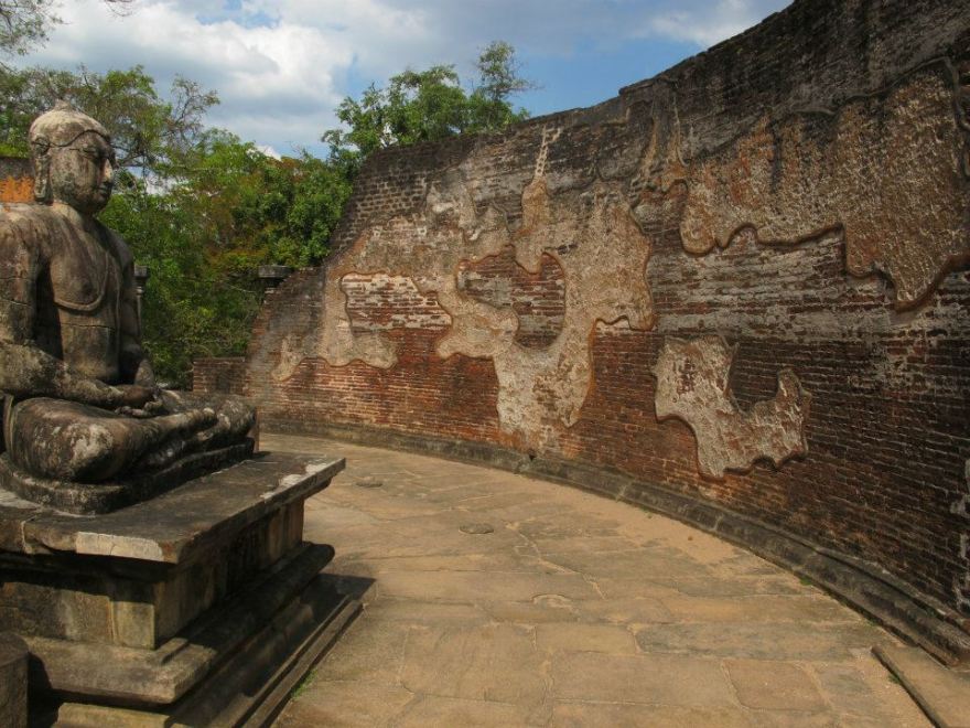 72915_10150686336631470_1212339277_n